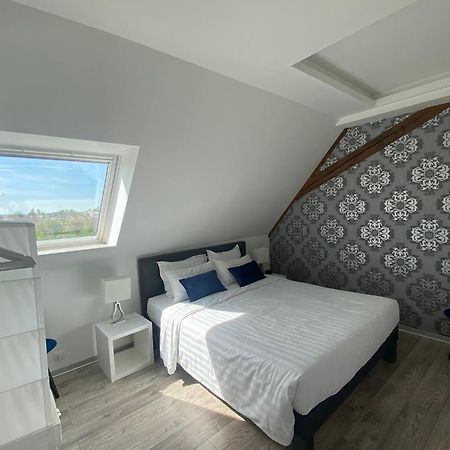 Les Rives Des Habsbourg Aparthotel Ensisheim Exterior photo