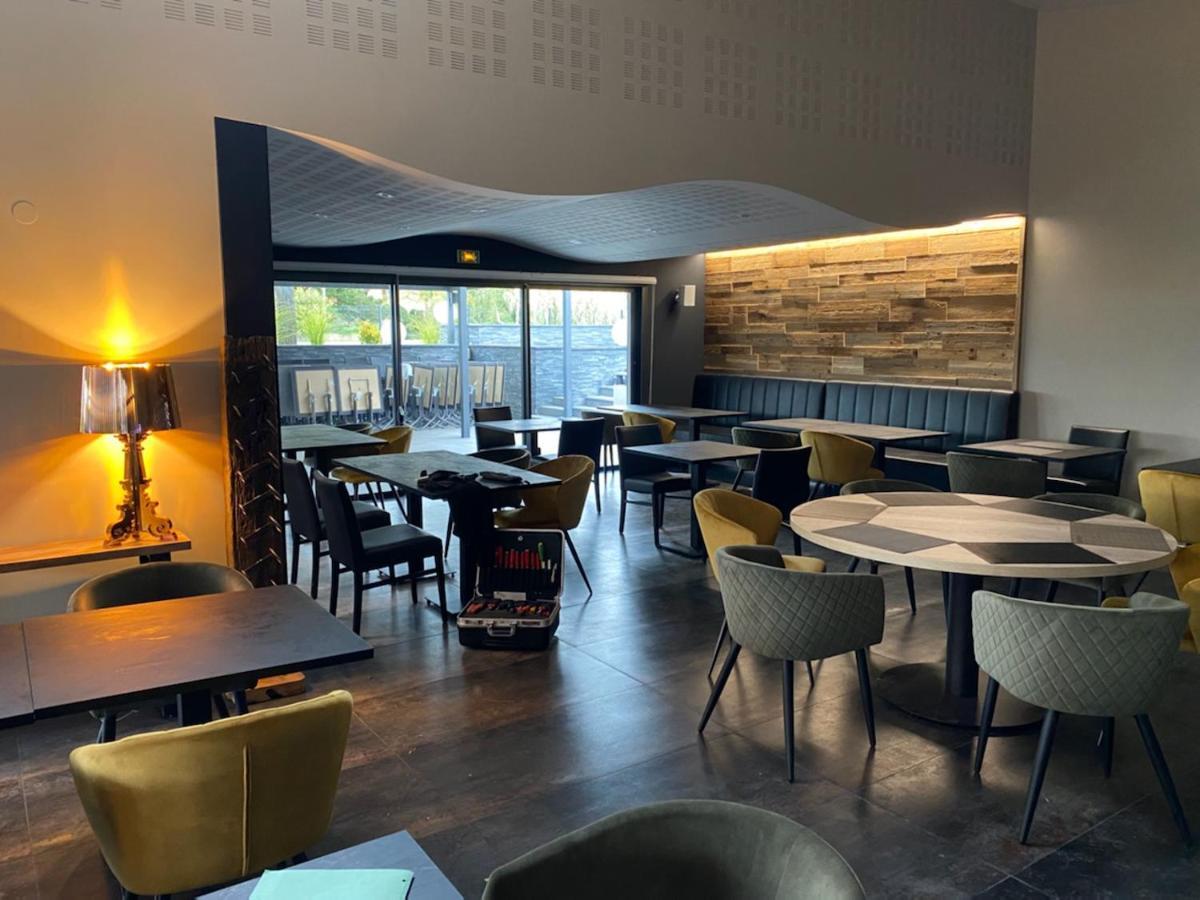 Les Rives Des Habsbourg Aparthotel Ensisheim Exterior photo